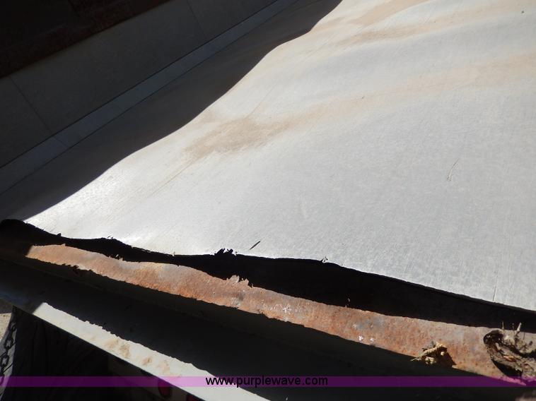 image for item I4383 1992 Hilbilt end dump trailer