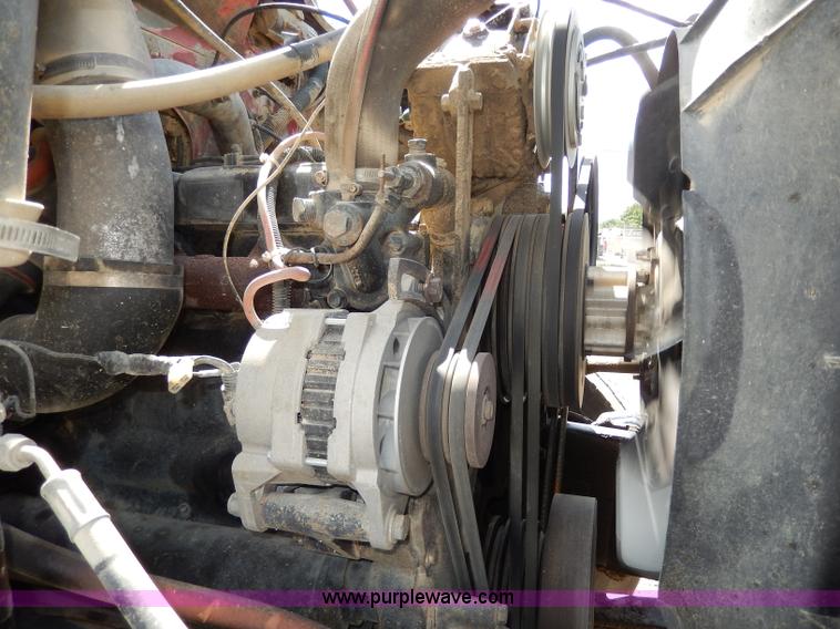 image for item I4384 1984 International water truck