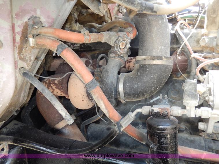 image for item I4384 1984 International water truck