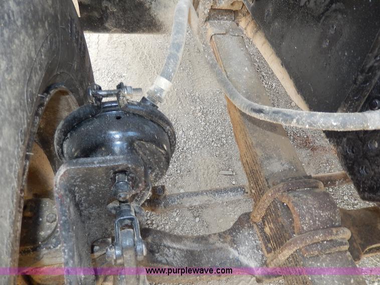 image for item I4384 1984 International water truck