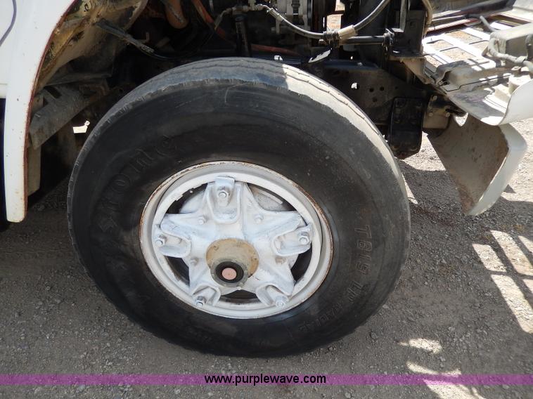 image for item I4384 1984 International water truck