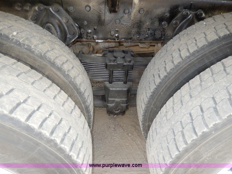 image for item I4384 1984 International water truck