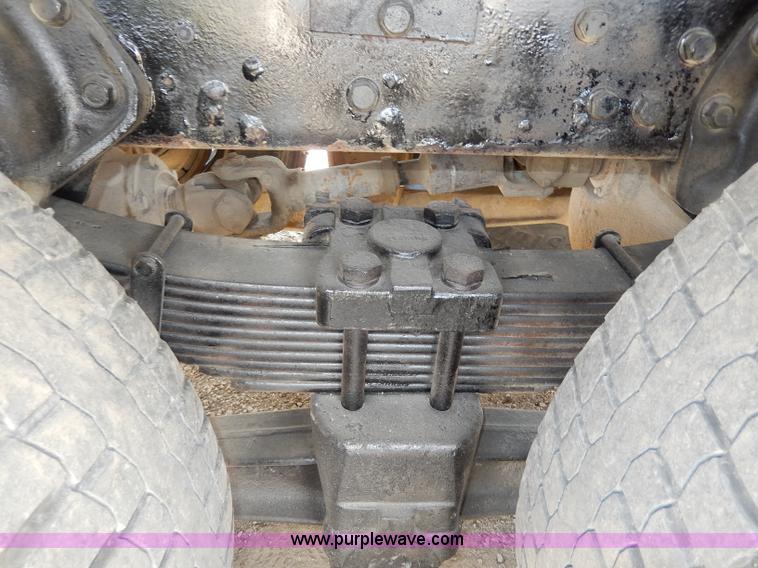 image for item I4384 1984 International water truck