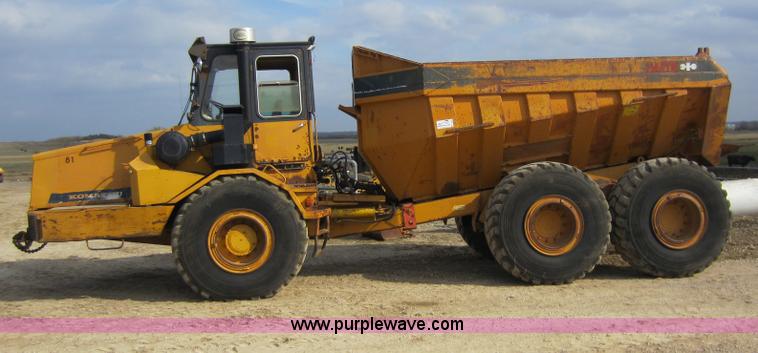 image for item I4387 1989 Komatsu HA270 6x6 articulated haul truck