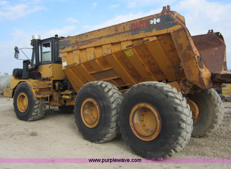 image for item I4387 1989 Komatsu HA270 6x6 articulated haul truck