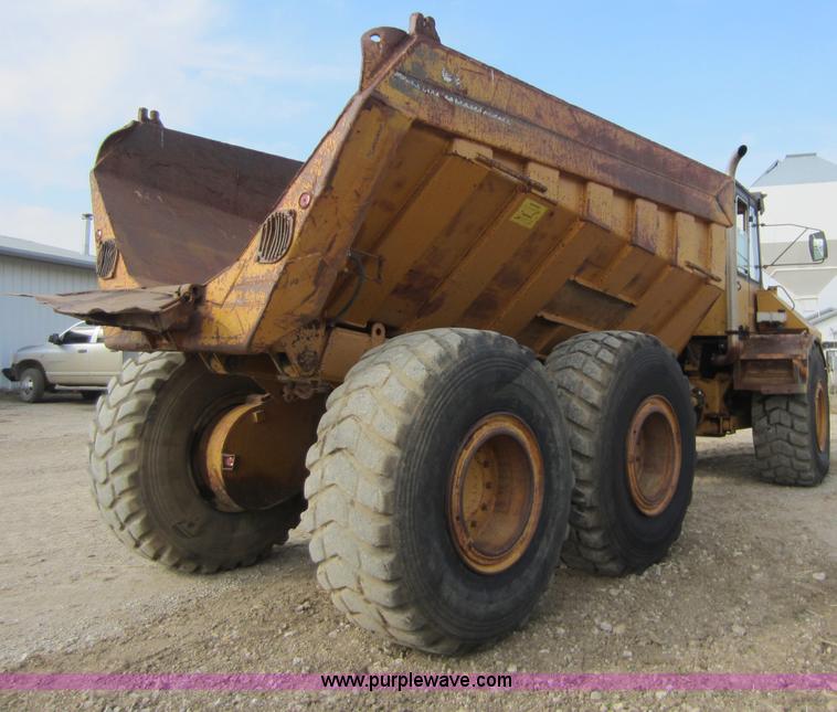image for item I4387 1989 Komatsu HA270 6x6 articulated haul truck