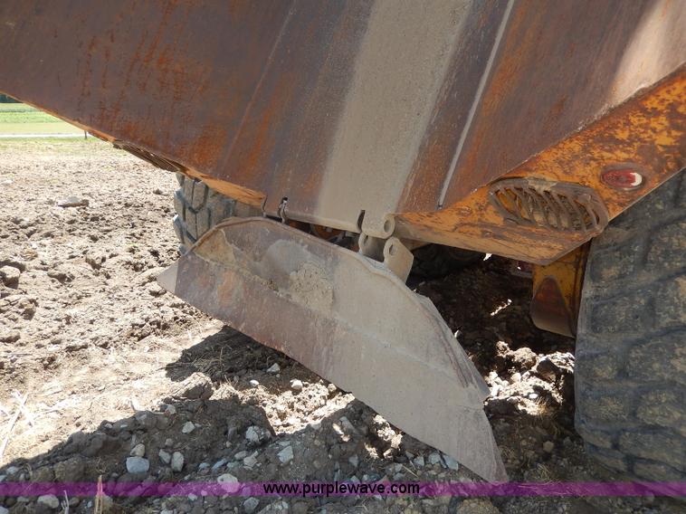 image for item I4387 1989 Komatsu HA270 6x6 articulated haul truck