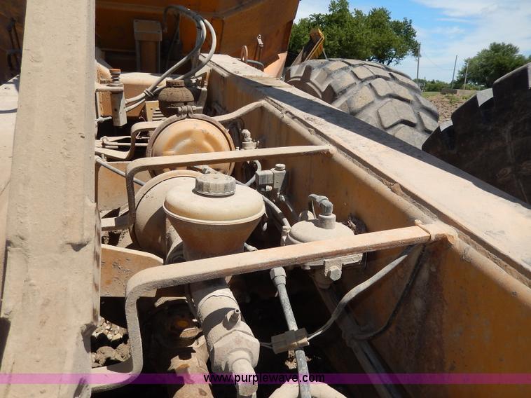 image for item I4387 1989 Komatsu HA270 6x6 articulated haul truck