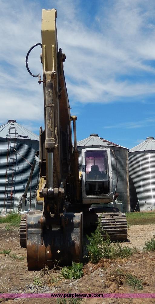 image for item I4388 Sumitomo SH200 excavator