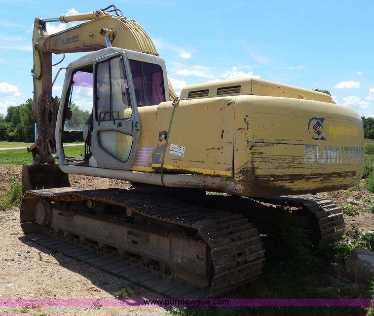 image for item I4388 Sumitomo SH200 excavator