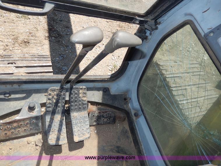 image for item I4388 Sumitomo SH200 excavator