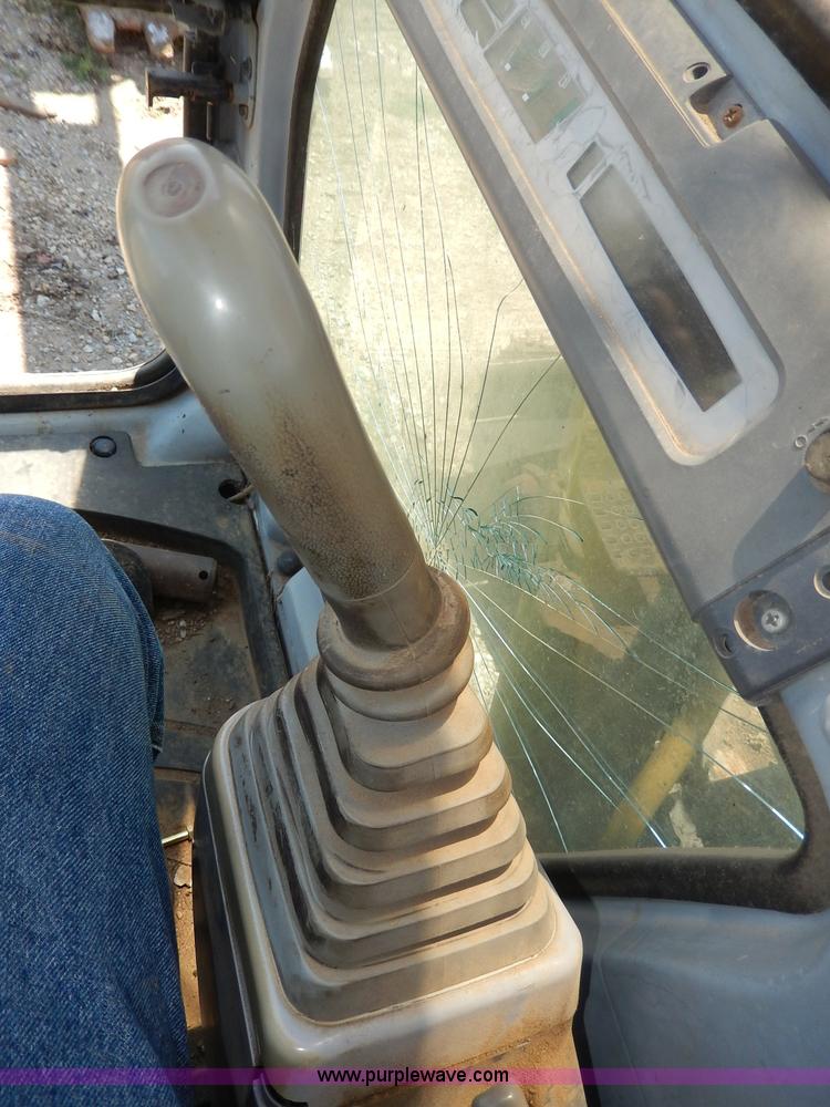 image for item I4388 Sumitomo SH200 excavator