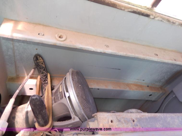 image for item I4388 Sumitomo SH200 excavator