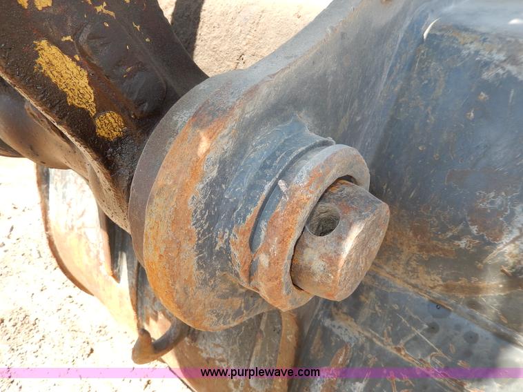 image for item I4388 Sumitomo SH200 excavator