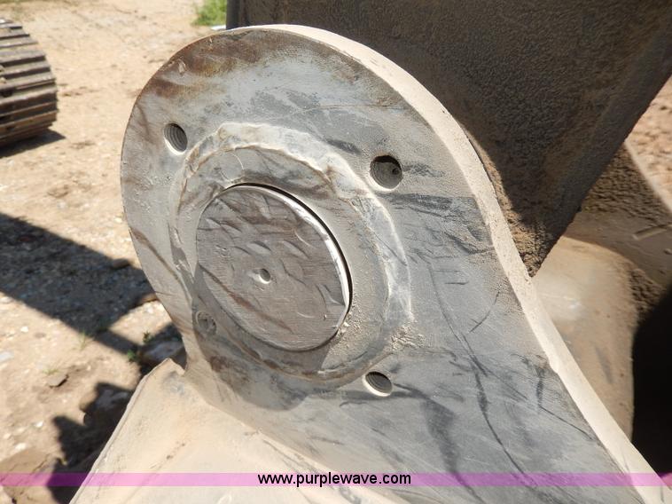 image for item I4388 Sumitomo SH200 excavator