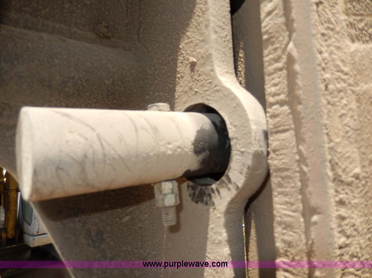 image for item I4388 Sumitomo SH200 excavator