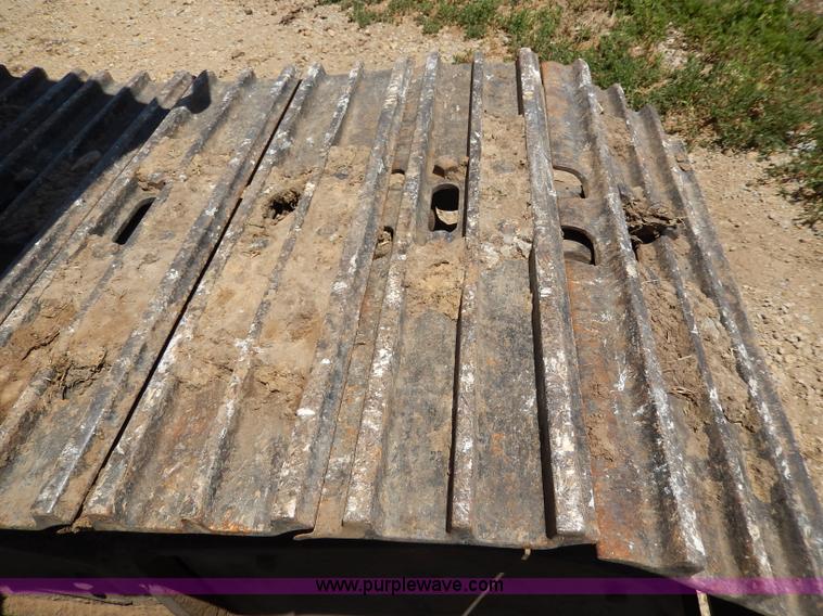 image for item I4388 Sumitomo SH200 excavator