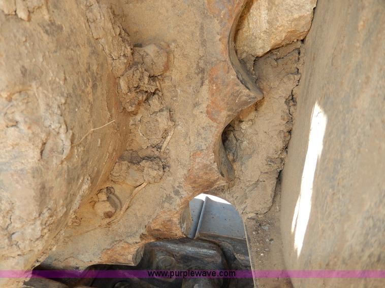 image for item I4388 Sumitomo SH200 excavator