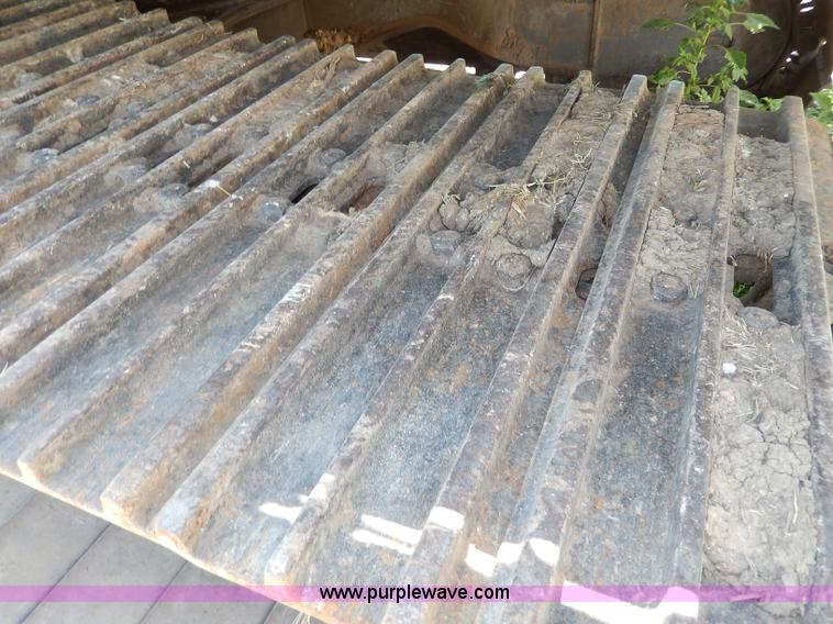 image for item I4388 Sumitomo SH200 excavator