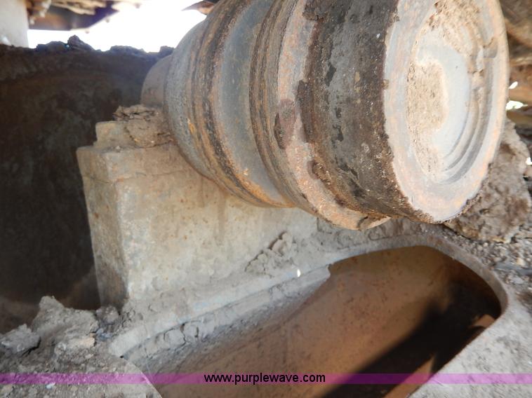 image for item I4388 Sumitomo SH200 excavator