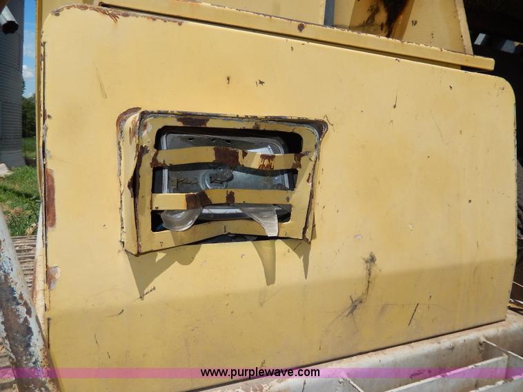 image for item I4388 Sumitomo SH200 excavator