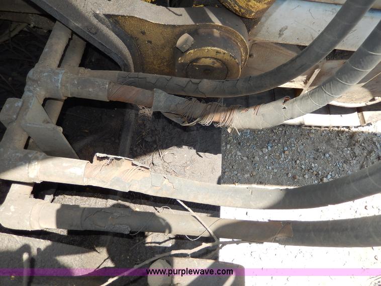 image for item I4388 Sumitomo SH200 excavator