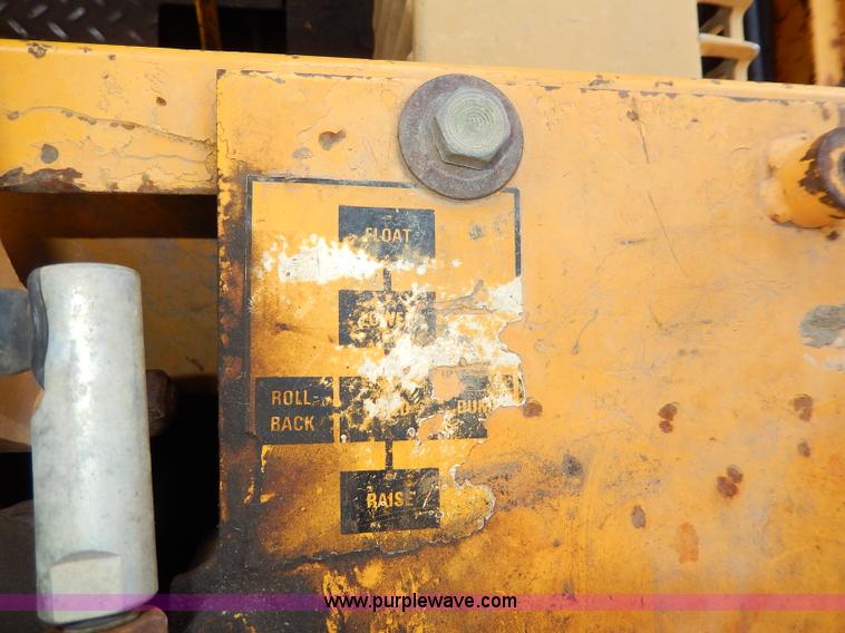 image for item I4389 1976 International TD15C dozer