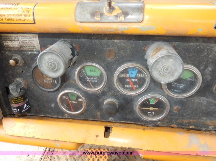 image for item I4389 1976 International TD15C dozer