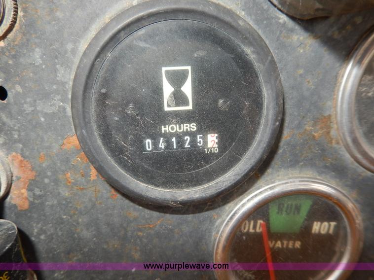 image for item I4389 1976 International TD15C dozer