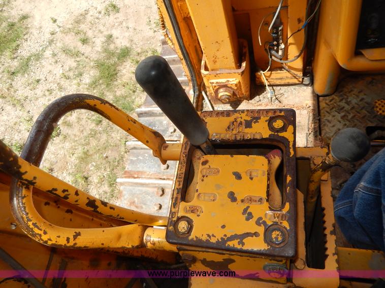 image for item I4389 1976 International TD15C dozer