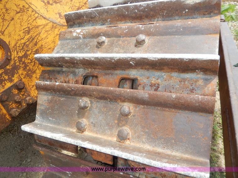 image for item I4389 1976 International TD15C dozer