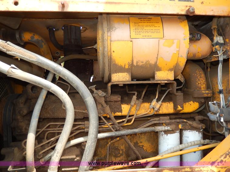 image for item I4389 1976 International TD15C dozer