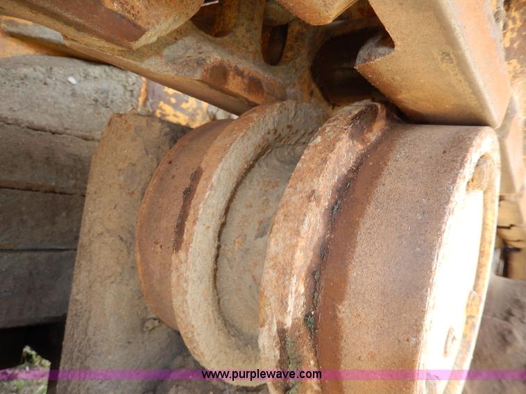 image for item I4389 1976 International TD15C dozer