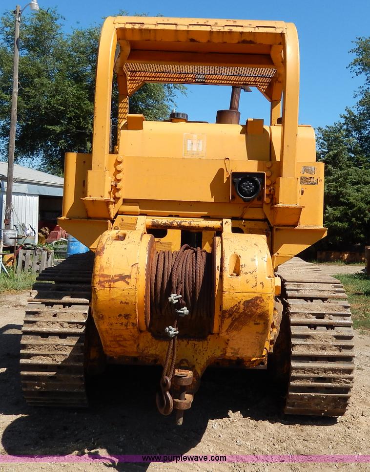 image for item I4455 1972 International 250C track loader