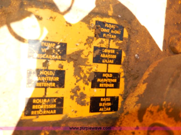 image for item I4455 1972 International 250C track loader