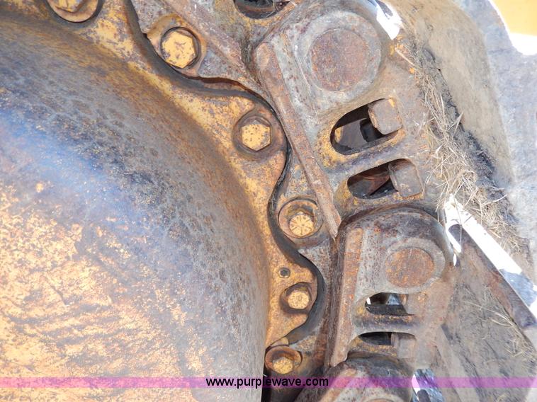 image for item I4455 1972 International 250C track loader