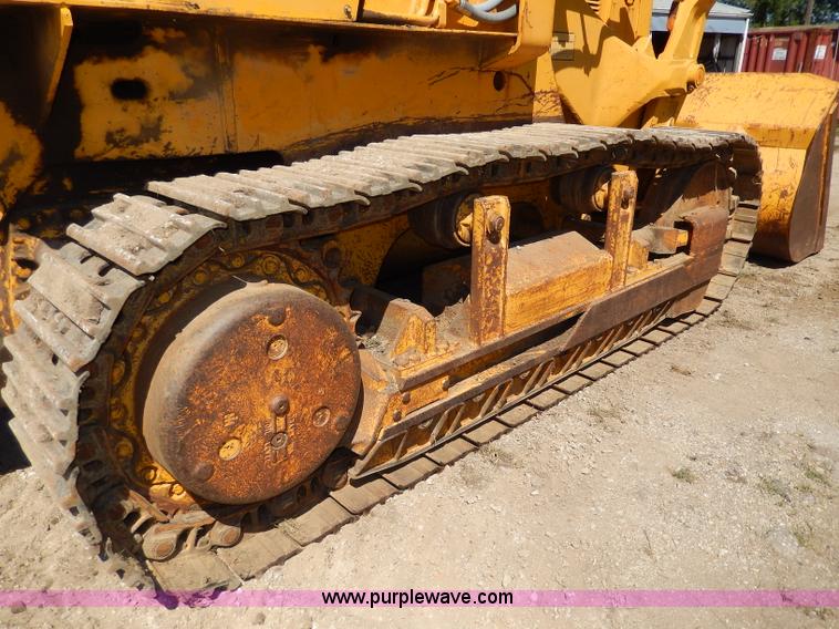 image for item I4455 1972 International 250C track loader