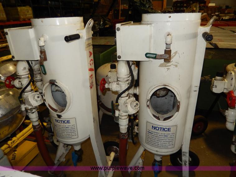 image for item AS9317 (3) abrasive soda blasters