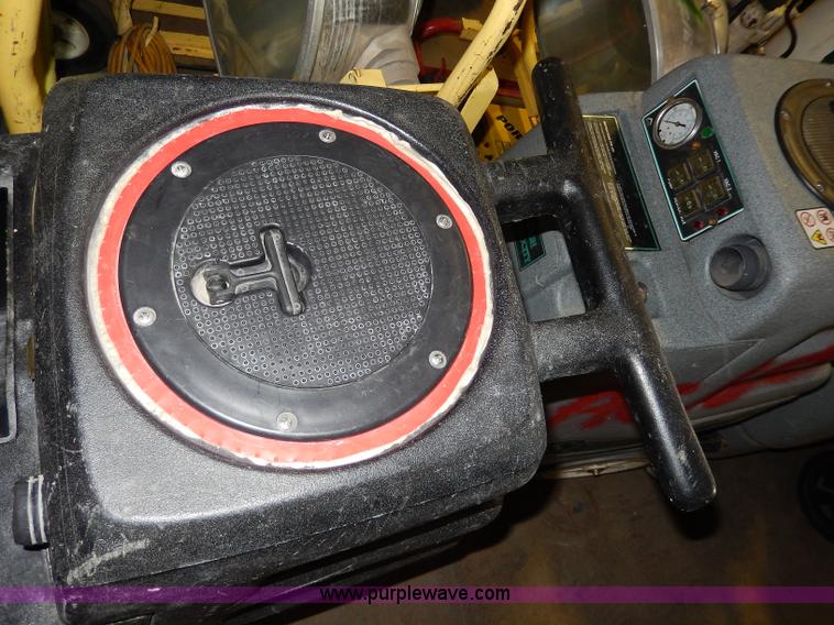 image for item AS9323 (3) Speedster 1003 shampoo machine