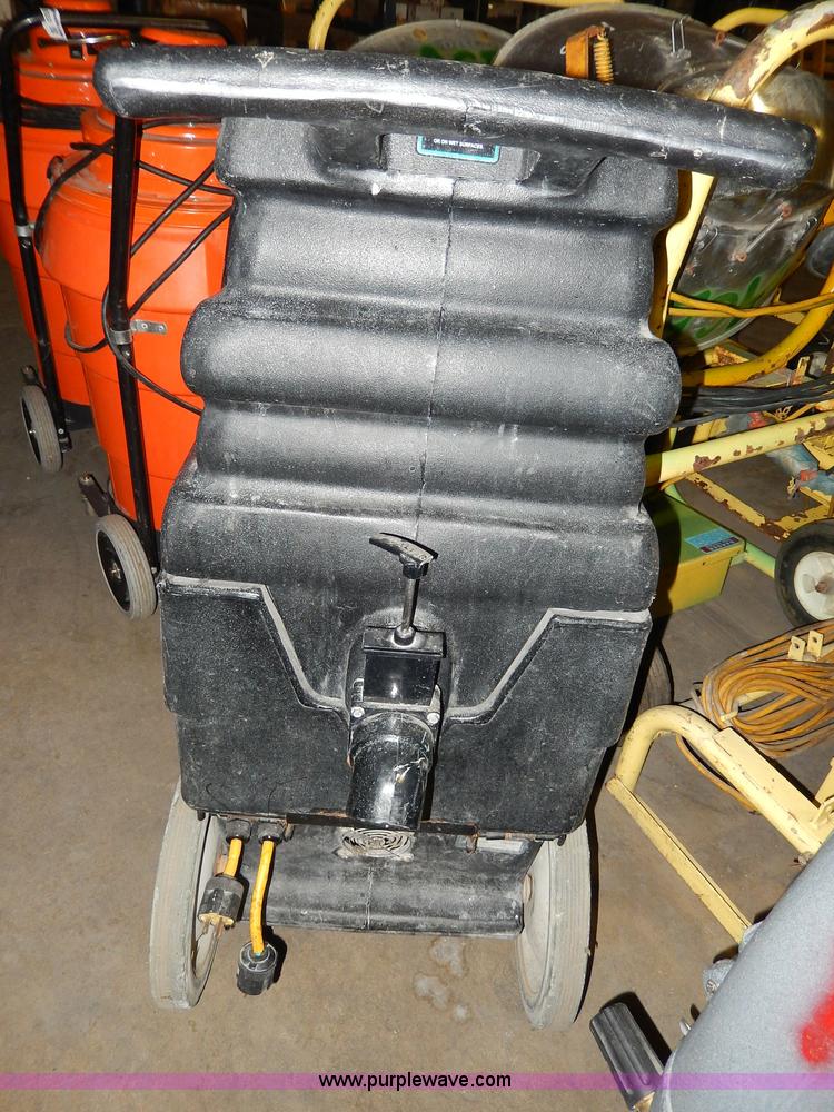 image for item AS9323 (3) Speedster 1003 shampoo machine