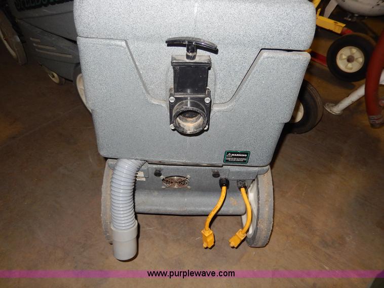 image for item AS9323 (3) Speedster 1003 shampoo machine