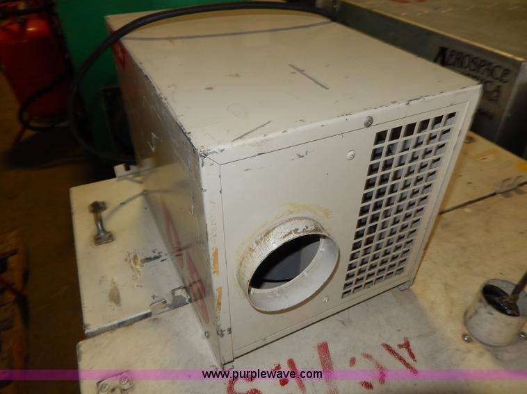 image for item AS9330 (7) ozone deodorization commercial six tube machines