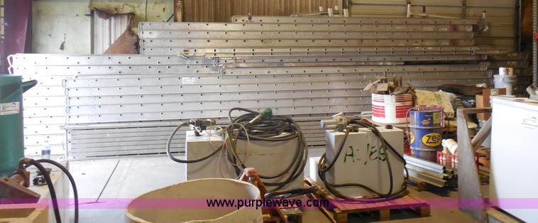 image for item H9942 Assorted plank boards