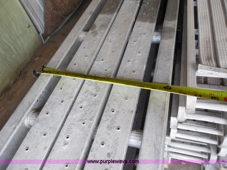 image for item H9942 Assorted plank boards