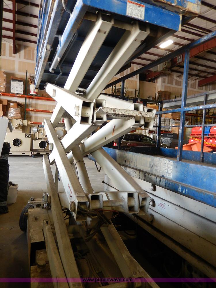 image for item I4401 Clark Lift Challenger scissor lift