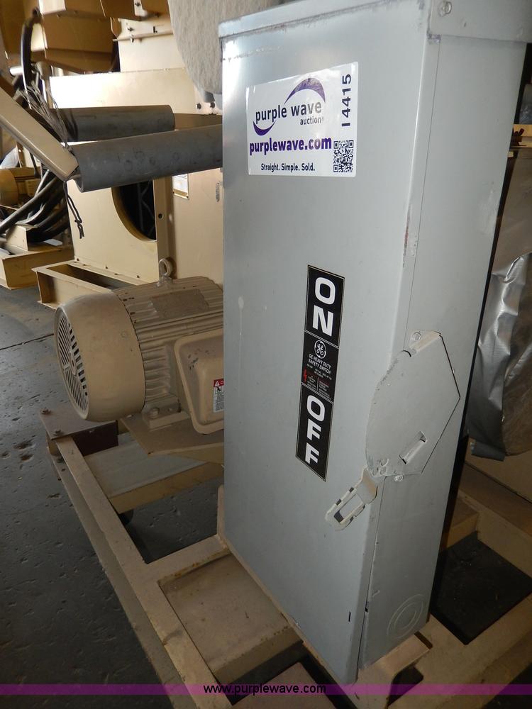 image for item I4415 1999 Cargocaire desiccant honeycombe dehumidifier