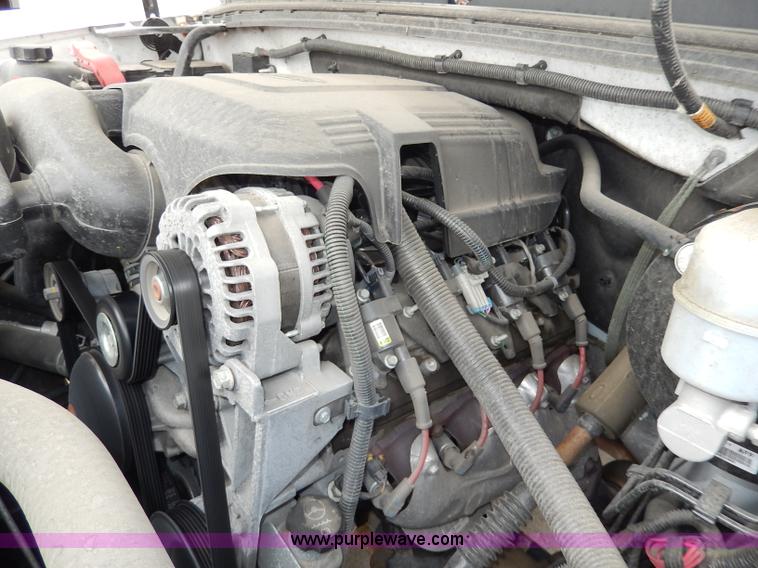 image for item I4420 2008 GMC Sierra 1500 pickup truck