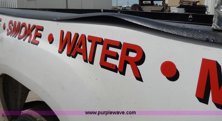 image for item I4420 2008 GMC Sierra 1500 pickup truck