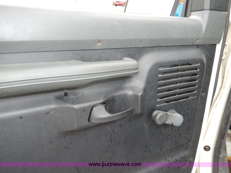 image for item I4422 1993 Ford Econoline E350 van