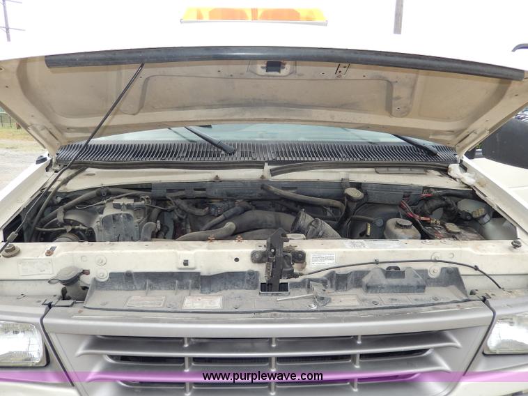 image for item I4422 1993 Ford Econoline E350 van
